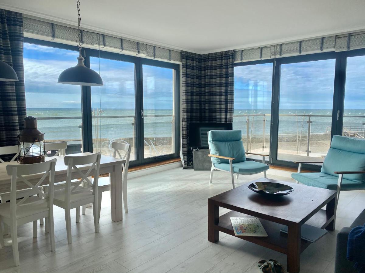 Apartament Blekitny Przy Latarni Darlowo Luaran gambar