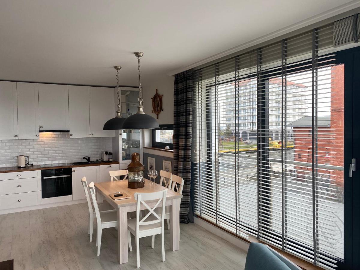 Apartament Blekitny Przy Latarni Darlowo Luaran gambar